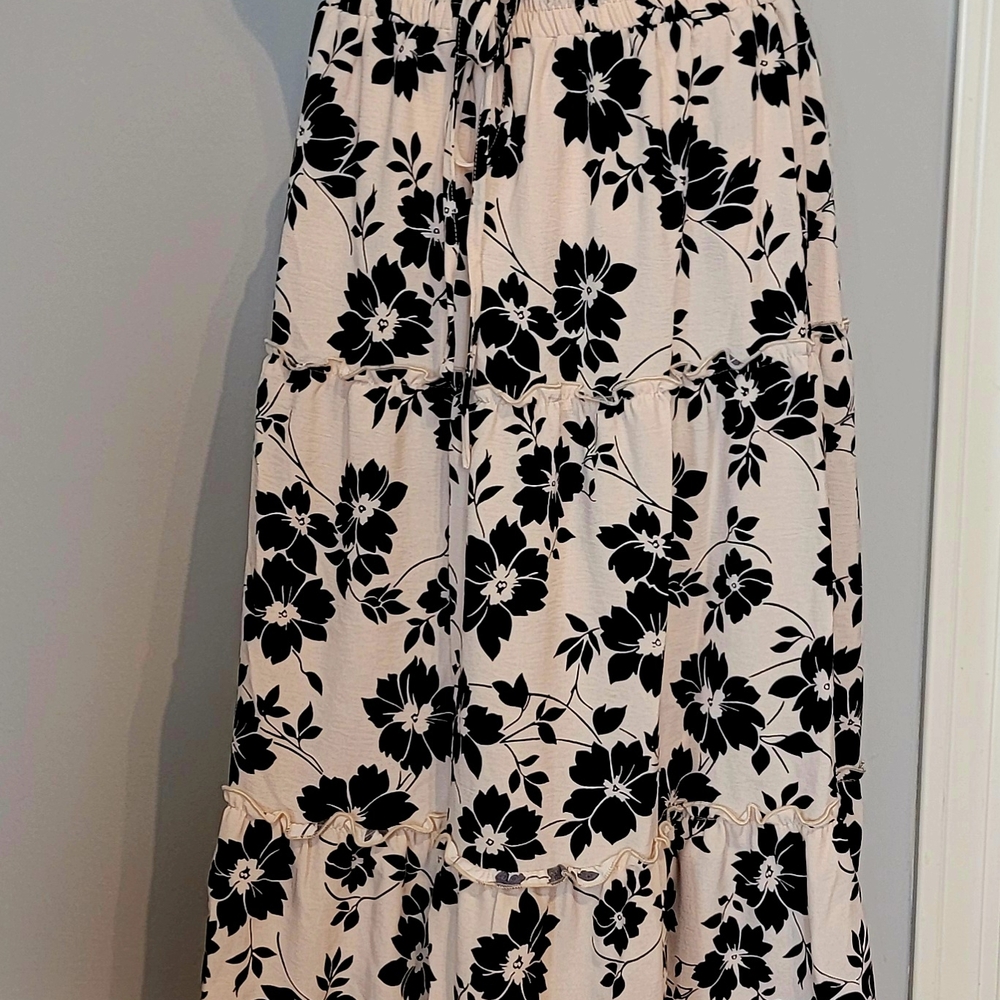 Black and Cream Tiered Maxi Skirt Casual